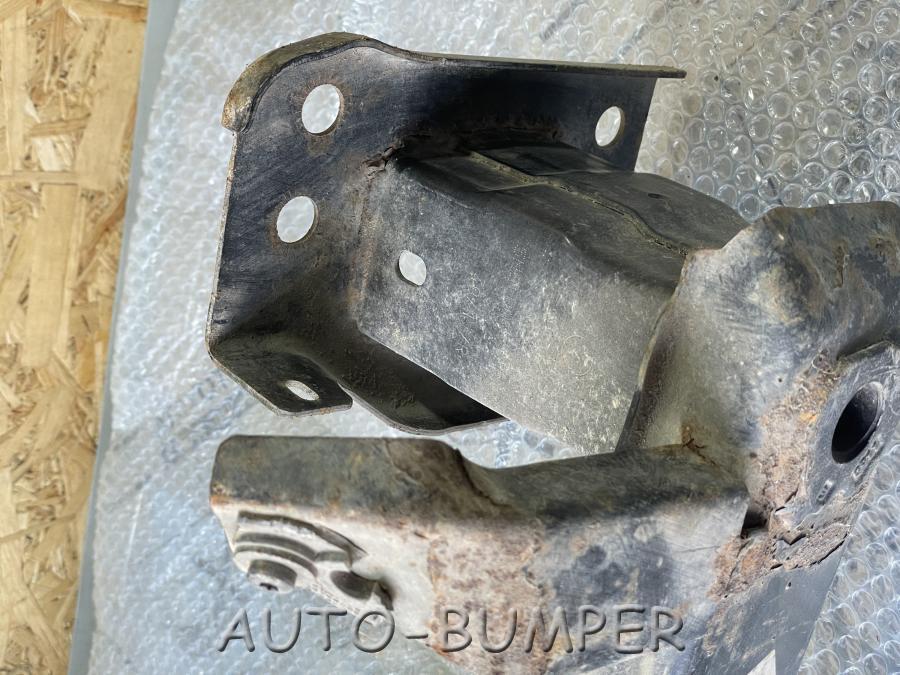 Volkswagen Tiguan 2007-2011 Усилитель переднего бампера 5N0807109F, 5N0807109